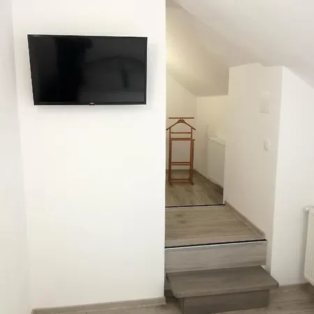 Brasovapart Piata Sfatului 1 公寓